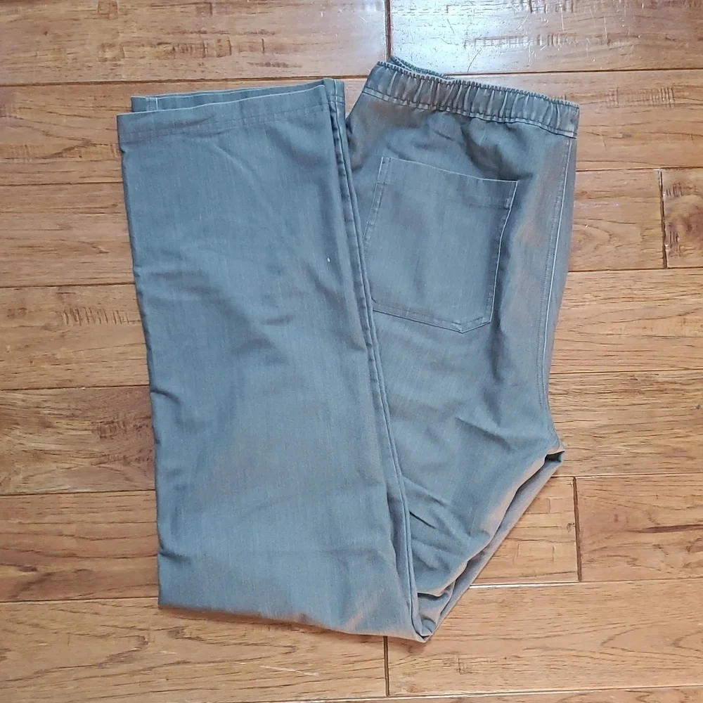 Figs Cairo Pant And Grey Top Set
